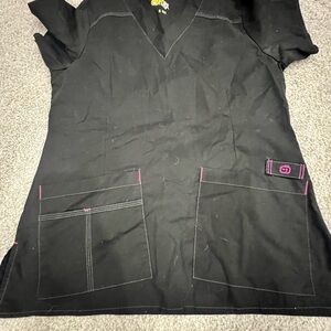 WonderWink Black scrub Top with Pink Stitching